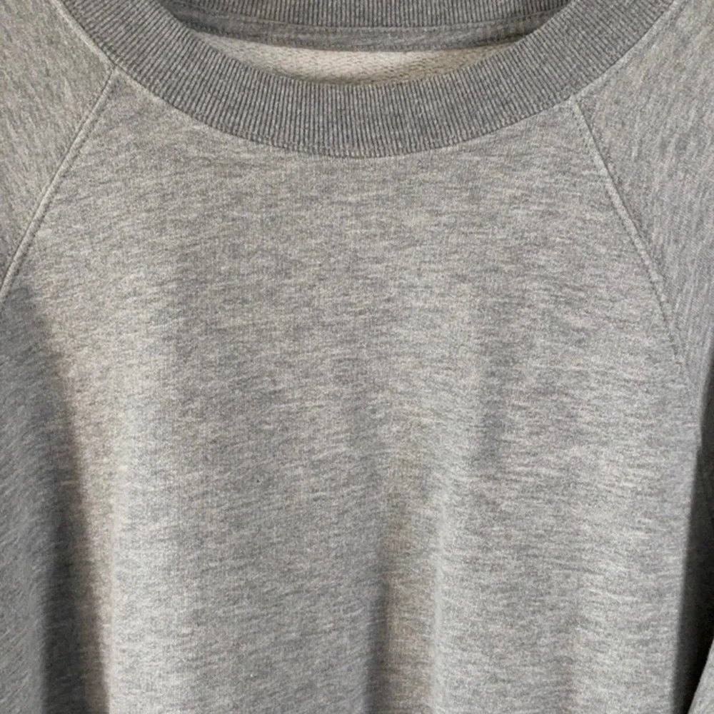 Abercrombie & Fitch Heather Gray Crewneck Sweater - Picture 2 of 5